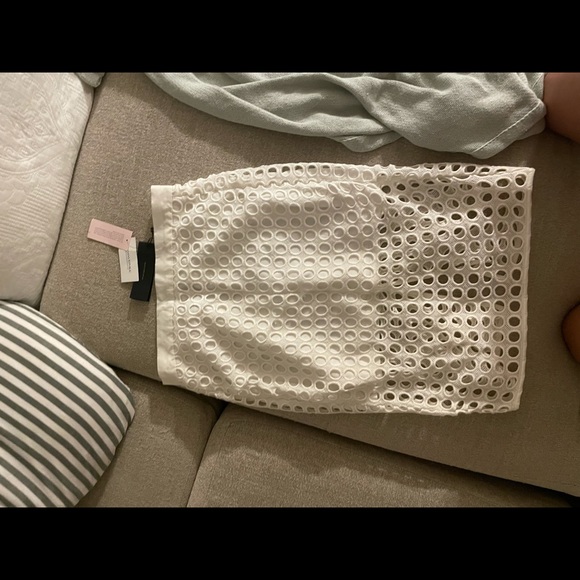 Banana republic pencil skirt white NWT - Picture 2 of 2